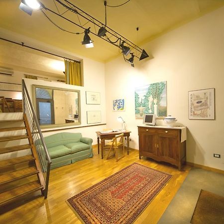 Lo Studio แตร์รานูโอวา บราชโชลีนี ภายนอก รูปภาพ